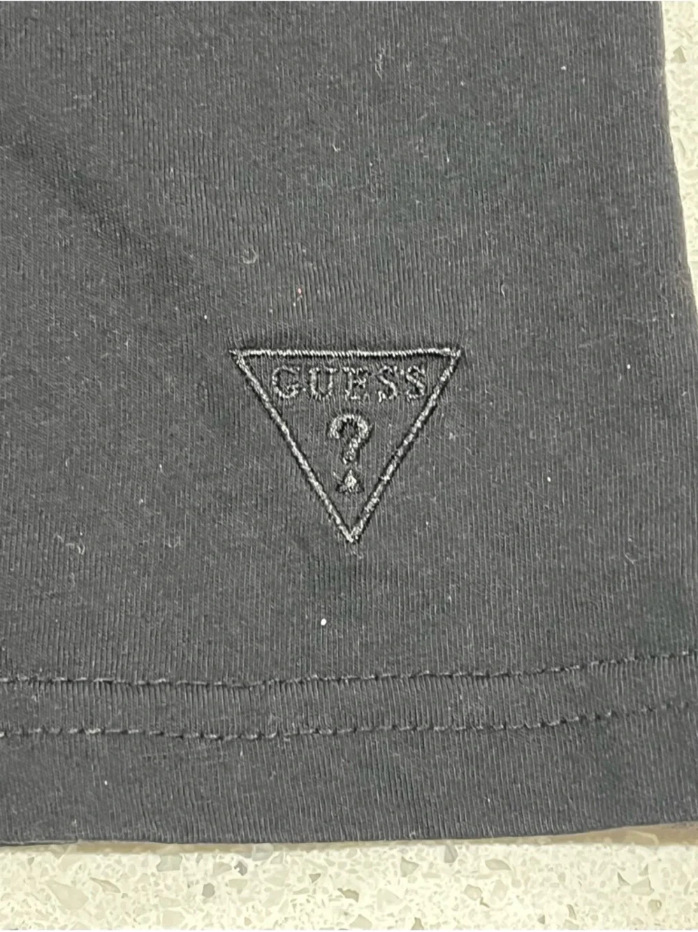 GUESS Jeans Velvet Skull Embellished T-shirt Black Sequins Gold Thread Size XL - Picture 4 of 6